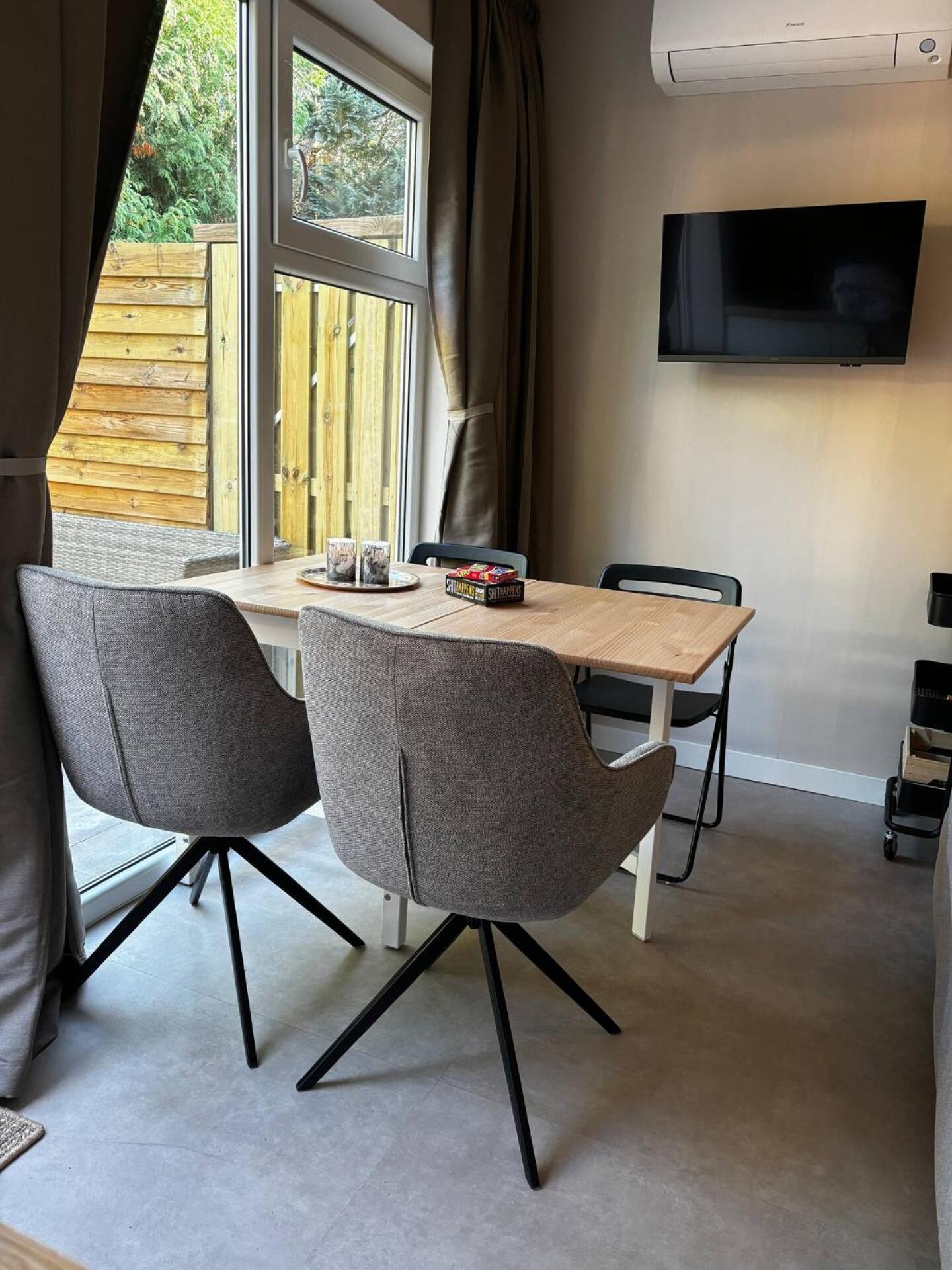 Bed And Breakfast Heerenveen Centrum Met Prive Sauna En Jacuzzi Eksteriør bilde